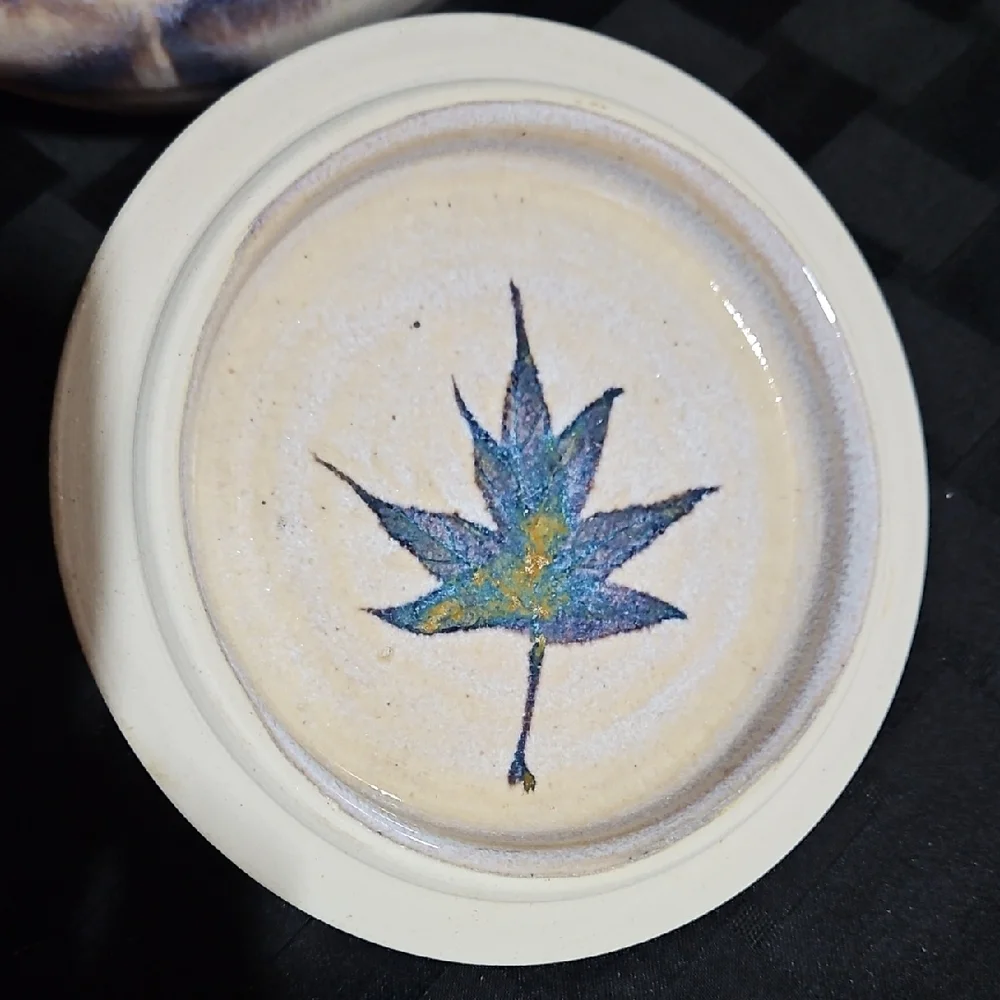 Randy Pearsall Signed Art Pottery Lidded Casserole Dish, Maple Leaf Stoneware